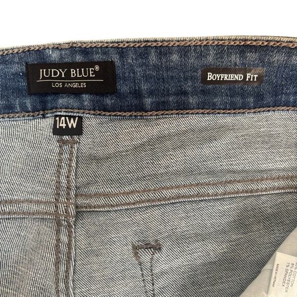 Judy Blue Boyfriend Fit Jeans 14W Mid Rise Distressed Paint Spatter Stretch NWT - Picture 6 of 15